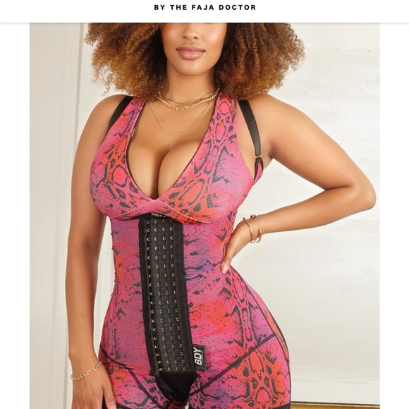 Faja-Compression Garment - Picture 6 of 7